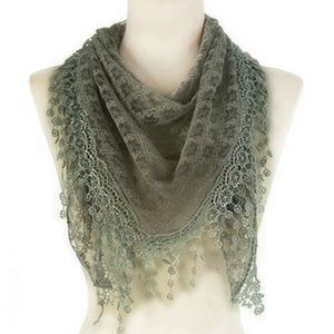 Dbpashmina New Fashion Triangle Lace Scarf Grey Color